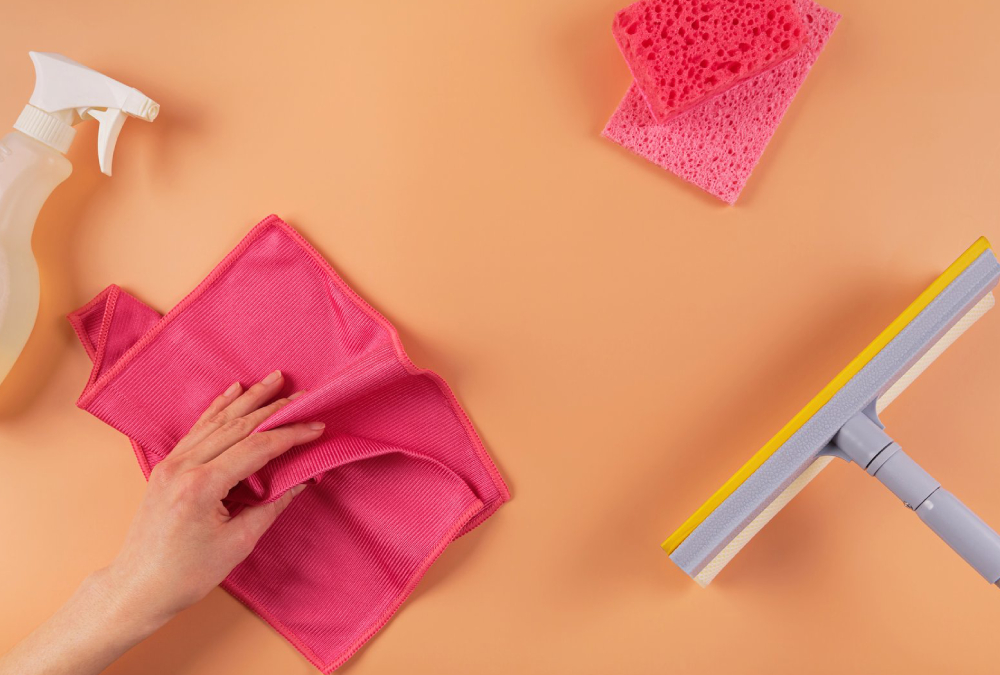 The Perfect Weekly Cleaning Schedule for Busy Homes